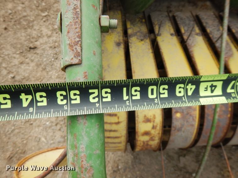 image for item FN9371 John Deere 224WS  small square baler