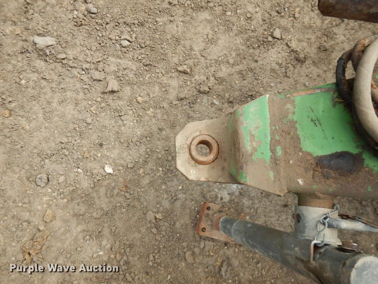 image for item FN9372 John Deere 510  round baler