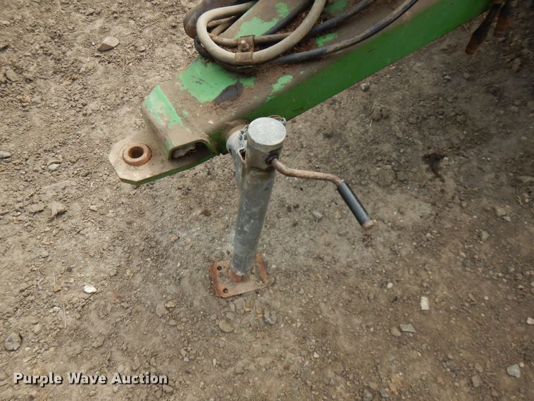 image for item FN9372 John Deere 510  round baler