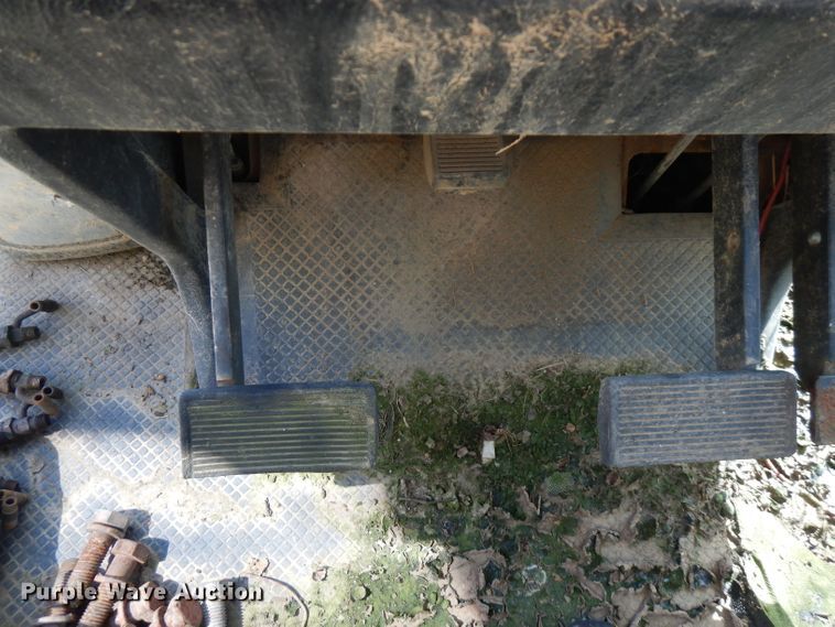 image for item FN9395 Case 2590  tractor