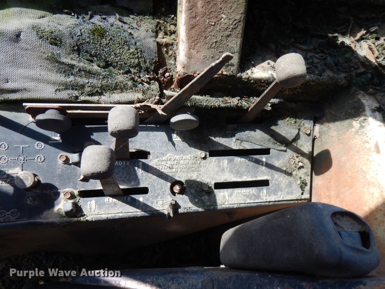 image for item FN9395 Case 2590  tractor