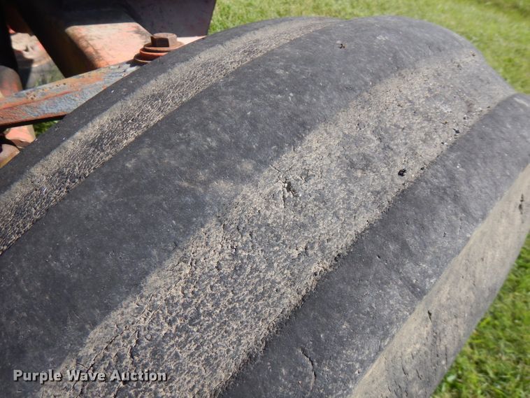 image for item FN9395 Case 2590  tractor