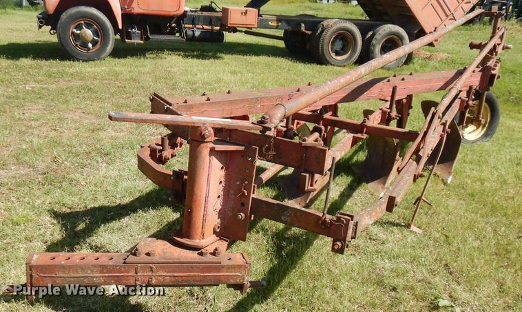 image for item FN9396 Case four bottom plow