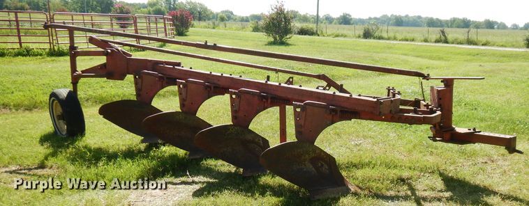 image for item FN9396 Case four bottom plow