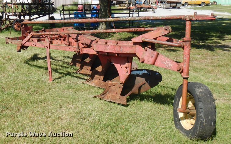 image for item FN9396 Case four bottom plow