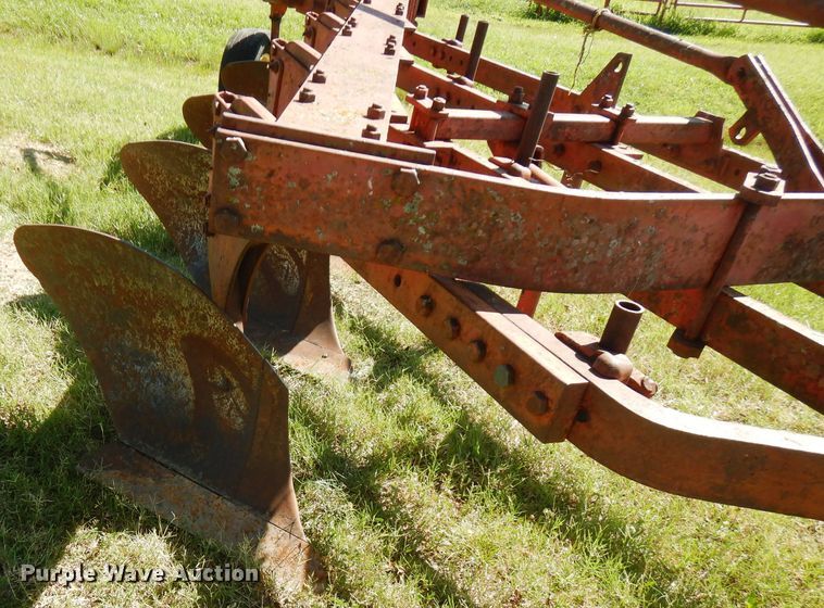 image for item FN9396 Case four bottom plow