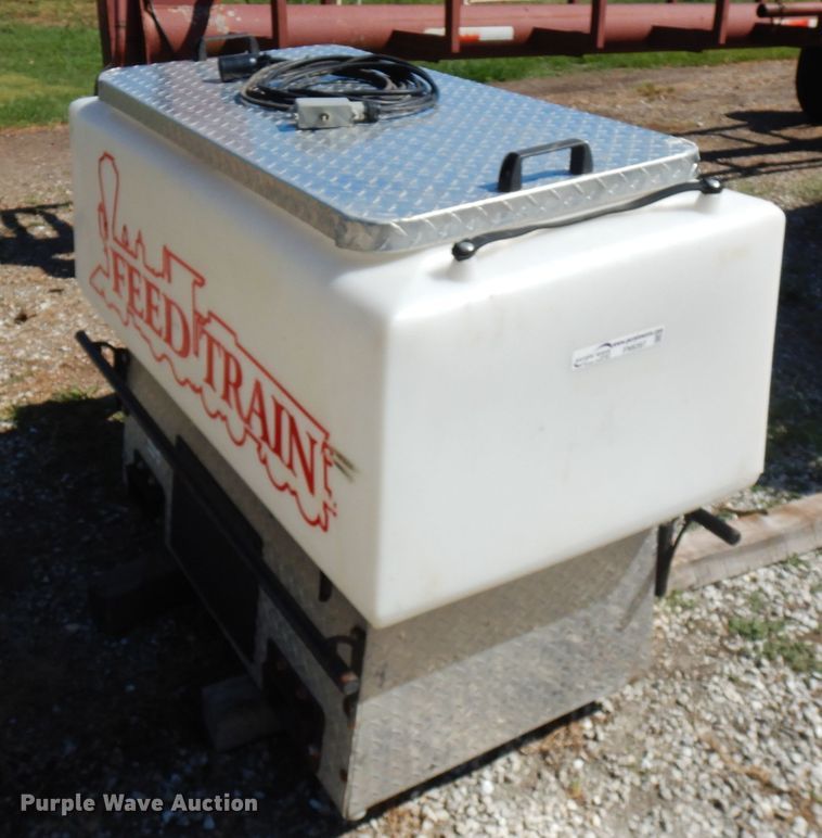 image for item FN9397 Feed Train UTV feeder