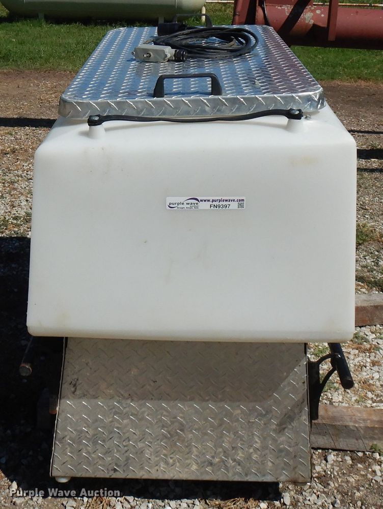 image for item FN9397 Feed Train UTV feeder