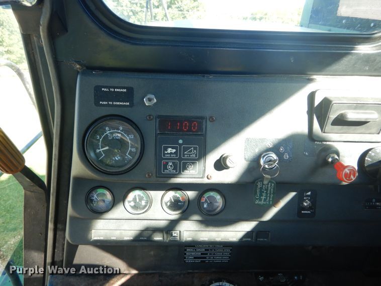 image for item GR9726 John Deere 6620 combine