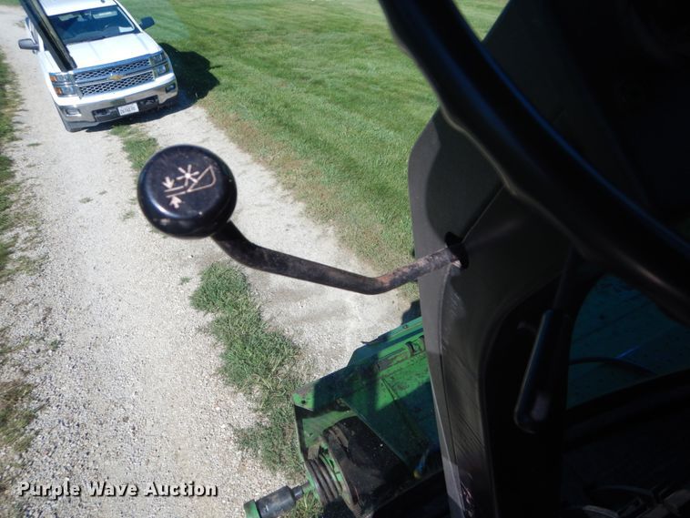 image for item GR9726 John Deere 6620 combine