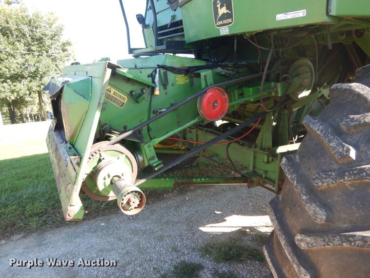 image for item GR9726 John Deere 6620 combine