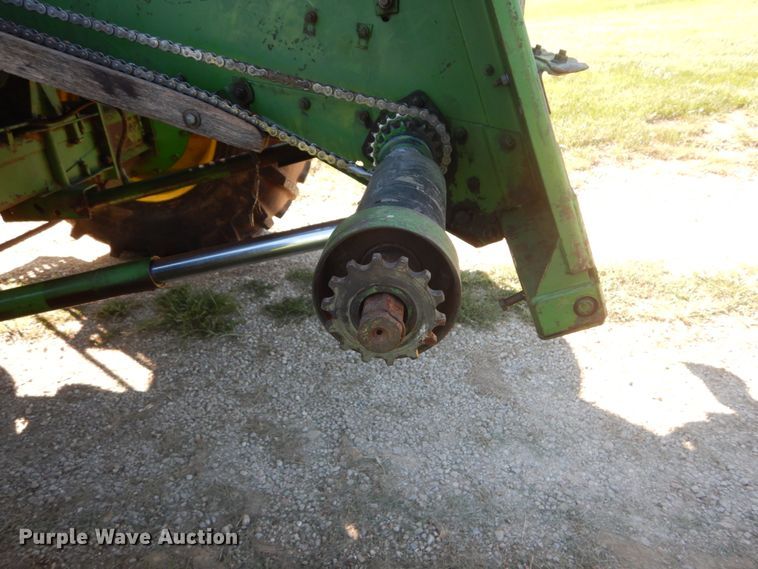 image for item GR9726 John Deere 6620 combine
