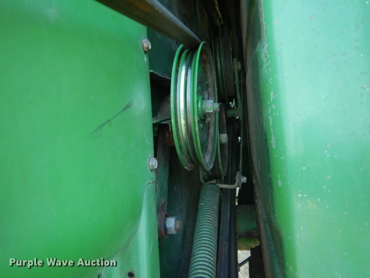 image for item GR9726 John Deere 6620 combine