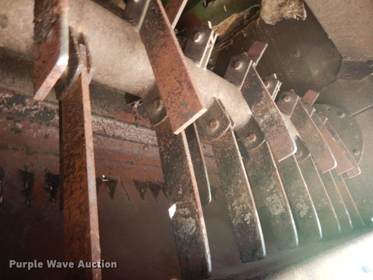 image for item GR9726 John Deere 6620 combine