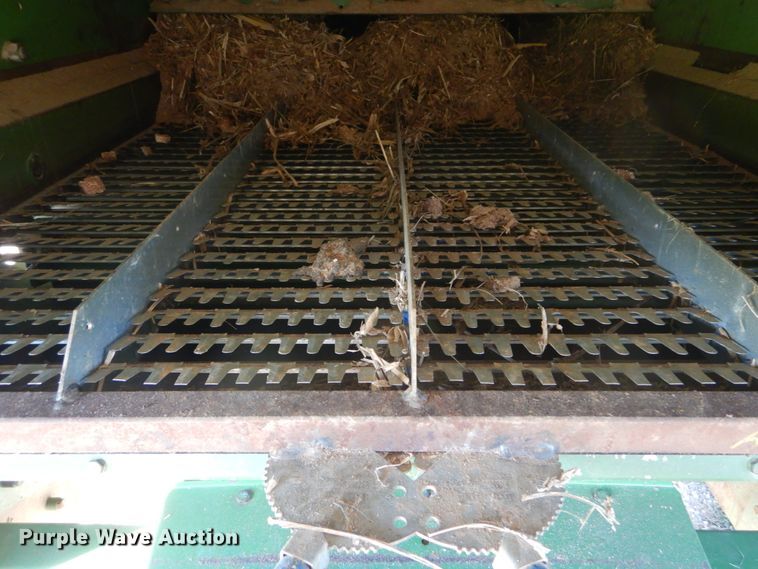 image for item GR9726 John Deere 6620 combine