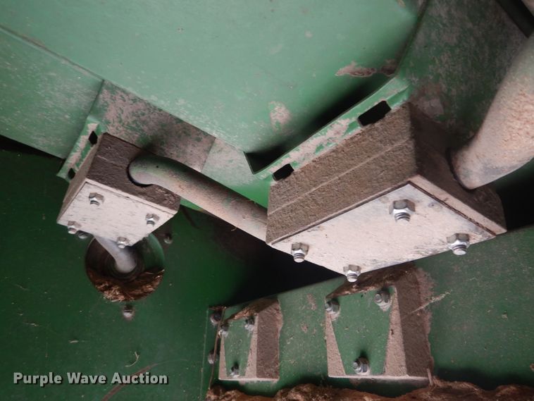 image for item GR9726 John Deere 6620 combine