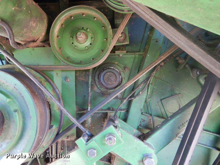 image for item GR9726 John Deere 6620 combine