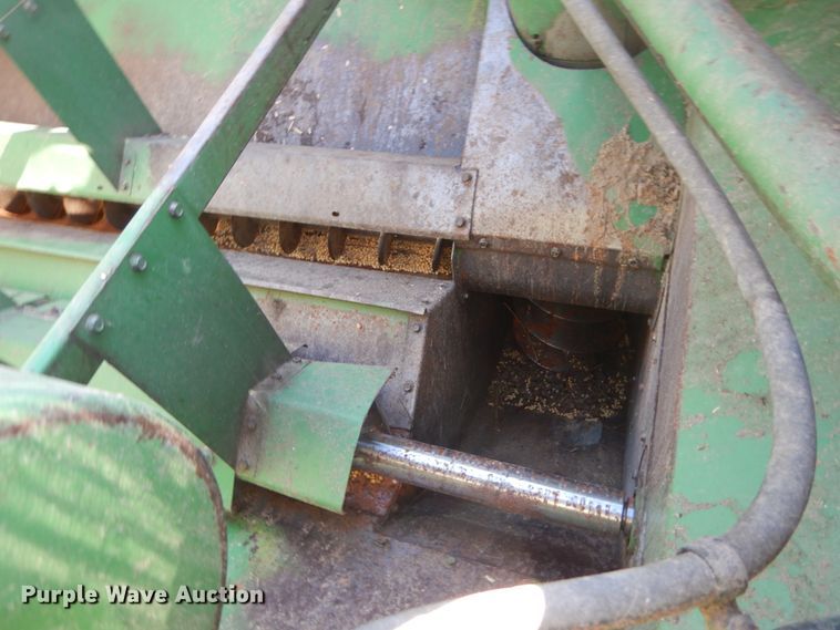 image for item GR9726 John Deere 6620 combine