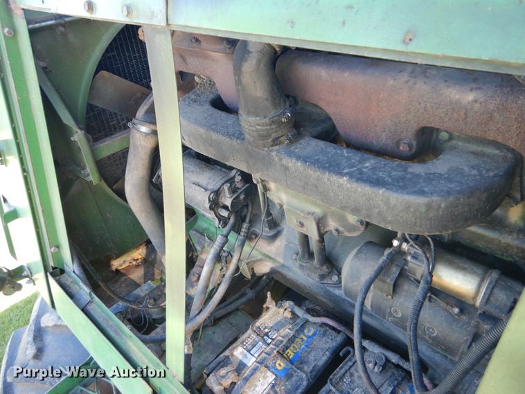 image for item GR9726 John Deere 6620 combine