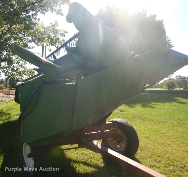 image for item GR9726 John Deere 6620 combine