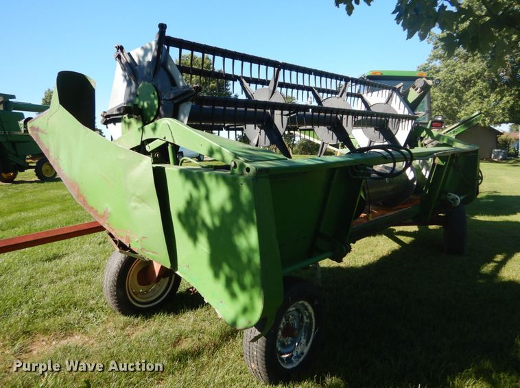 image for item GR9726 John Deere 6620 combine