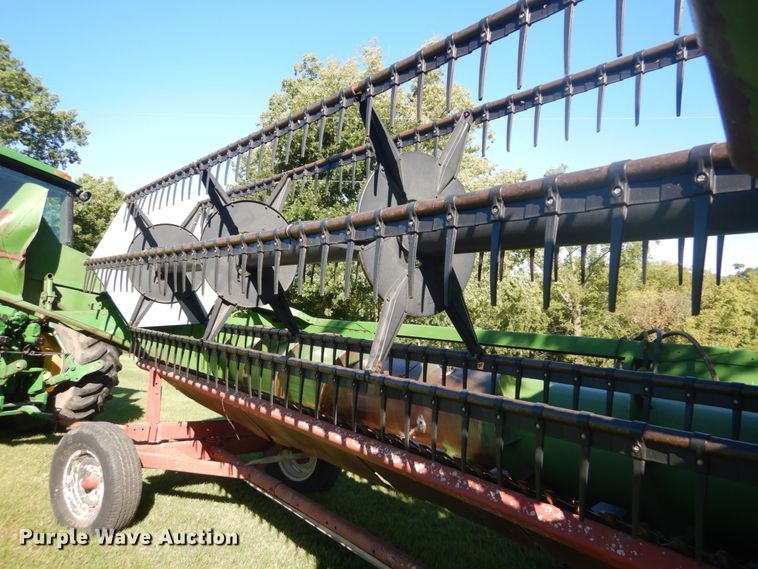 image for item GR9726 John Deere 6620 combine