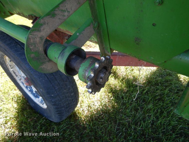 image for item GR9726 John Deere 6620 combine