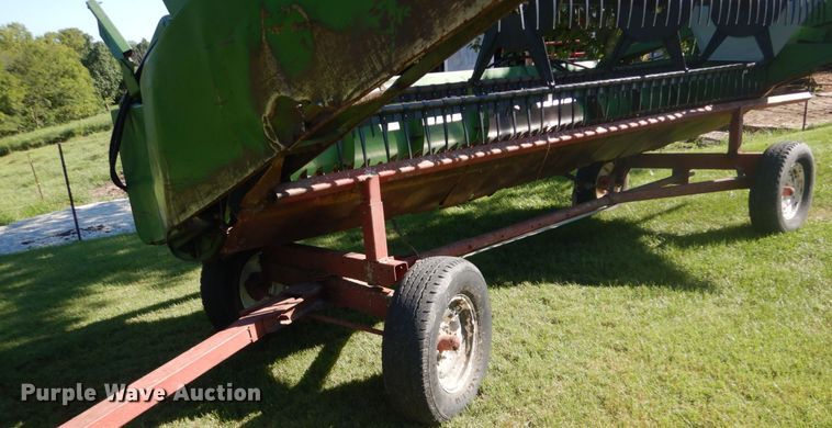 image for item GR9726 John Deere 6620 combine