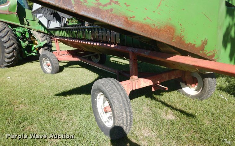 image for item GR9726 John Deere 6620 combine