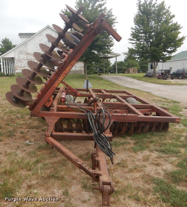 image for item GR9795 Sunflower off-set disk