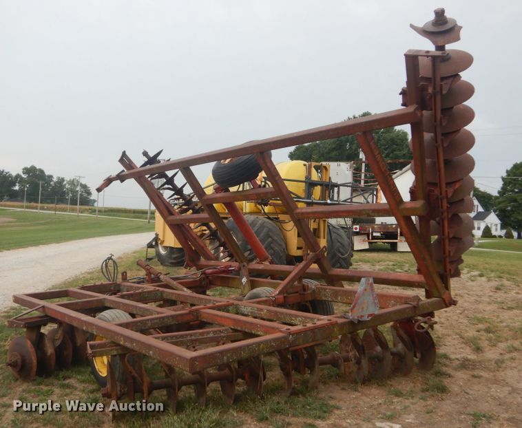 image for item GR9795 Sunflower off-set disk