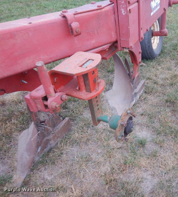 image for item GR9799 White Farm five bottom plow