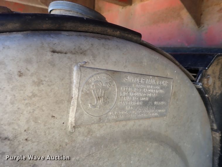 image for item GV9618 1976 Freightliner 6342T  grain truck