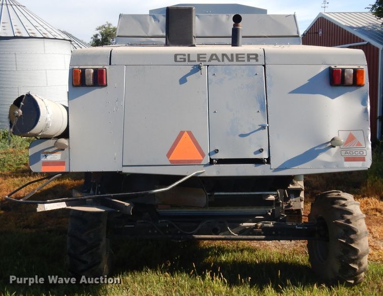 image for item HA9351 2006 Gleaner R65 combine