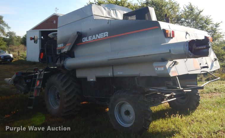 image for item HA9351 2006 Gleaner R65 combine