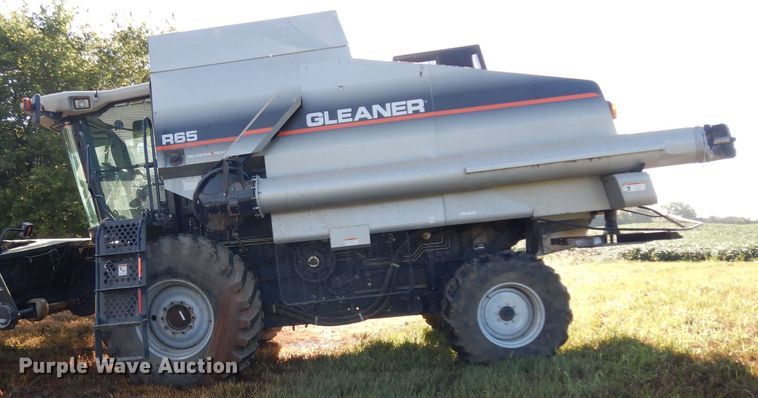 image for item HA9351 2006 Gleaner R65 combine