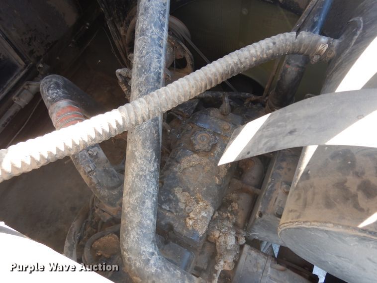 image for item HA9351 2006 Gleaner R65 combine