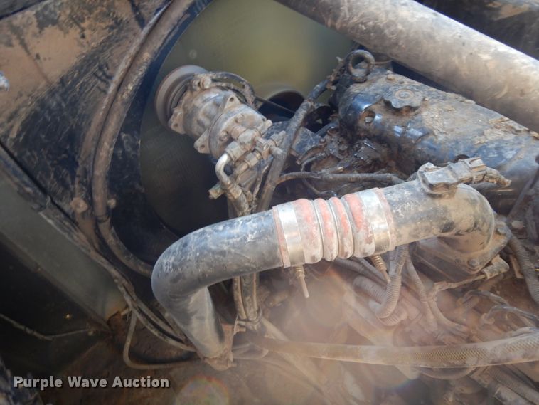 image for item HA9351 2006 Gleaner R65 combine