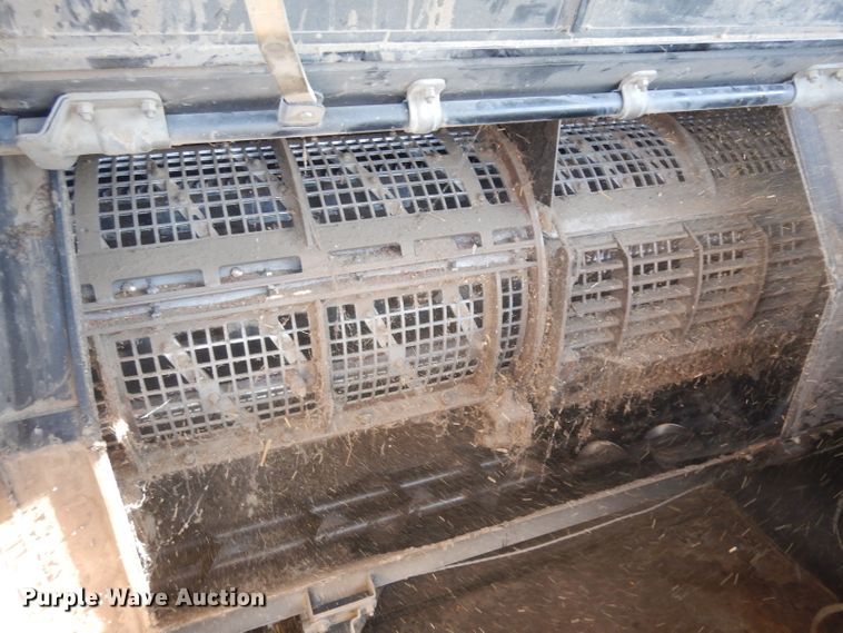 image for item HA9351 2006 Gleaner R65 combine