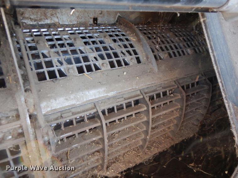 image for item HA9351 2006 Gleaner R65 combine