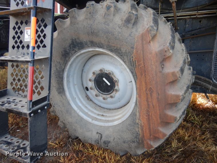 image for item HA9351 2006 Gleaner R65 combine