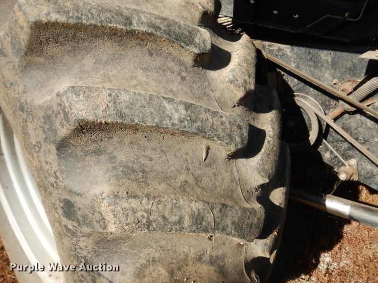 image for item HA9351 2006 Gleaner R65 combine