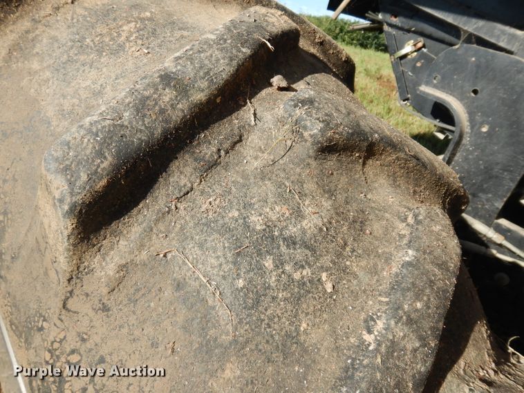 image for item HA9351 2006 Gleaner R65 combine