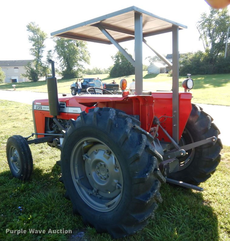 image for item HA9420 1975 Massey-Ferguson 235  tractor