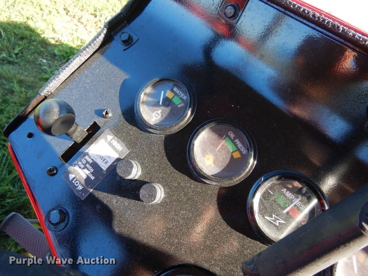 image for item HA9420 1975 Massey-Ferguson 235  tractor