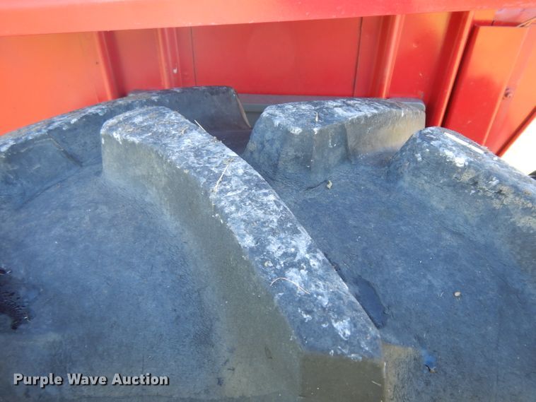 image for item HA9420 1975 Massey-Ferguson 235  tractor