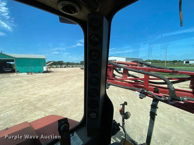 image for item HA9548 Case IH SPX3185 sprayer