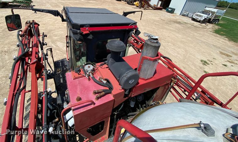image for item HA9548 Case IH SPX3185 sprayer
