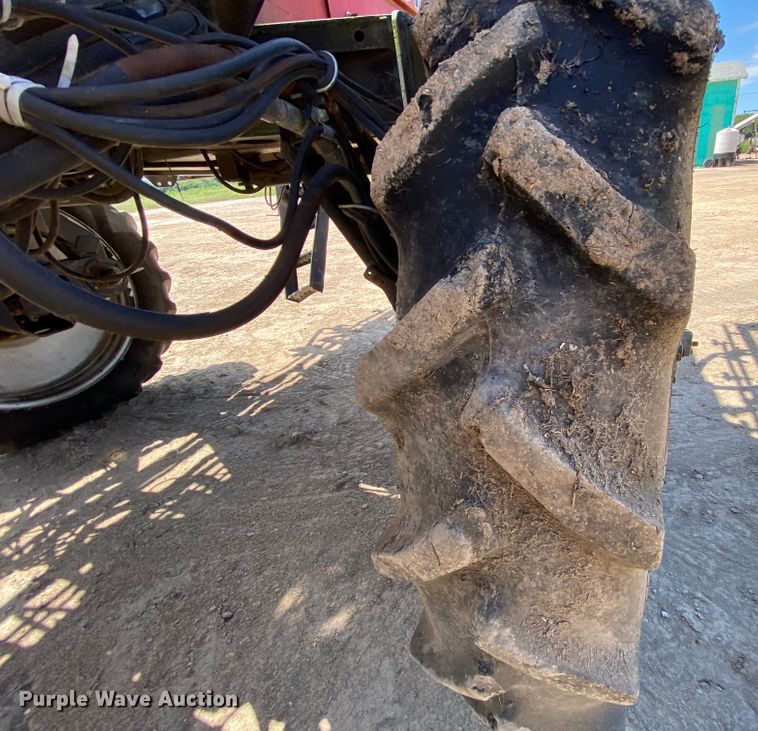 image for item HA9548 Case IH SPX3185 sprayer