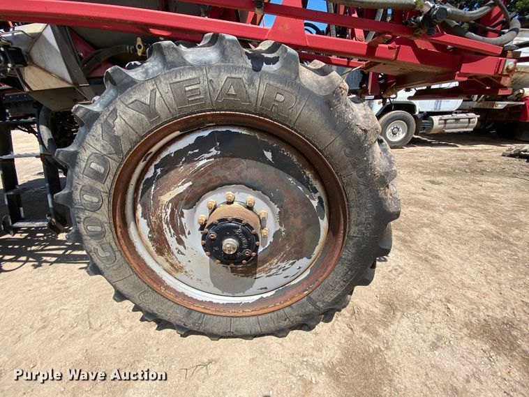 image for item HA9548 Case IH SPX3185 sprayer